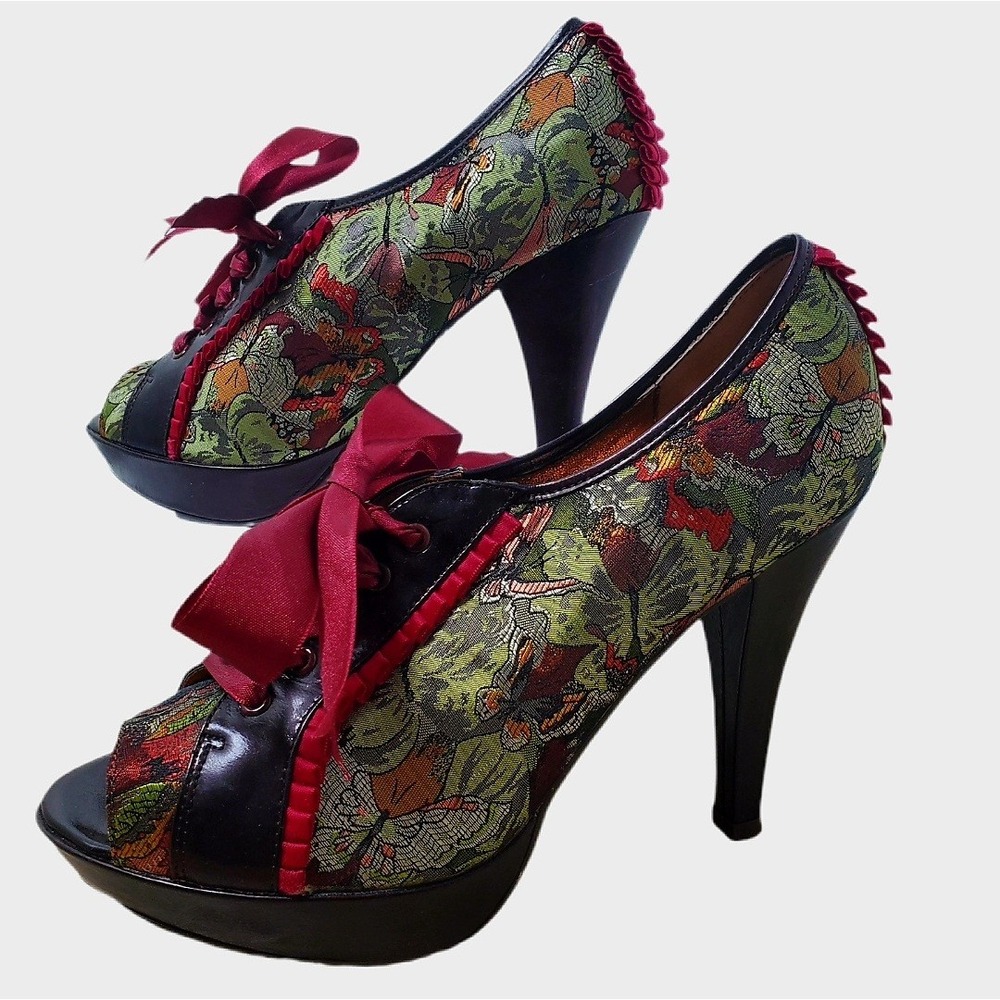Poetic License Womens Floral Butterfly Ruffle Ribbon Black Platform Heels Size 9